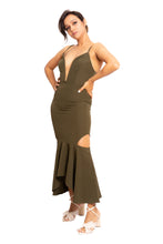 Load image into Gallery viewer, SHONA JOY CRUZ PLUNGE MIDI DRESS SIZE 8 - POSE dress hire
